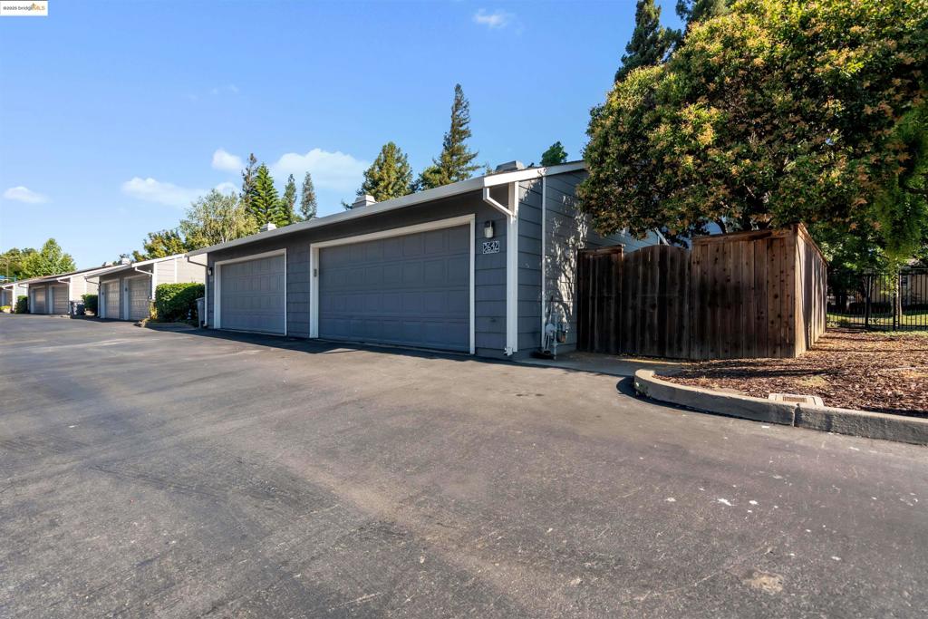 3642 Alamo Drive