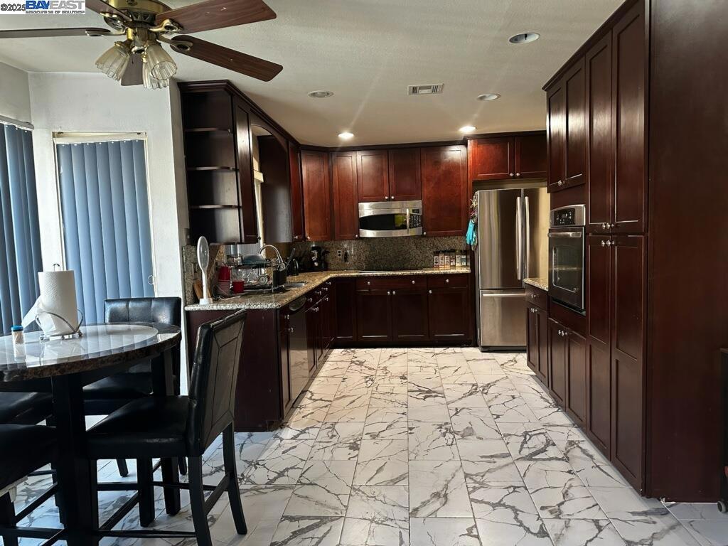 1625 Laramie Way Property Photo