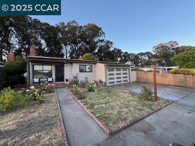 2943 Mckenzie Dr. Property Photo 1