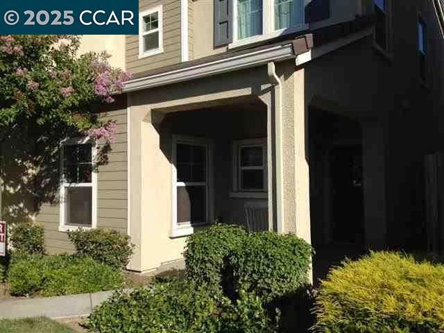 1646 Old Bridge Way Property Photo