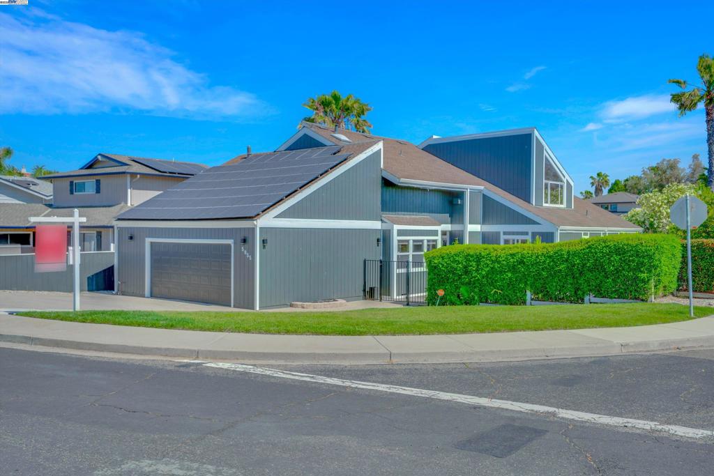 5055 Discovery Pt Property Photo 1