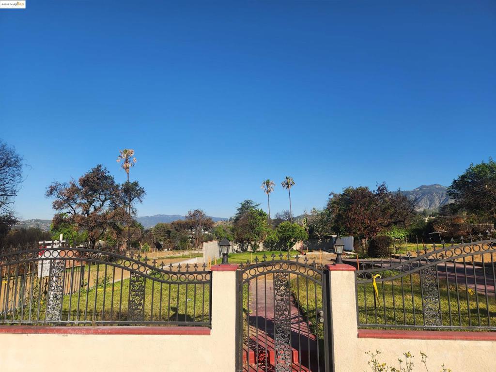 3183 Grandeur Property Photo 1