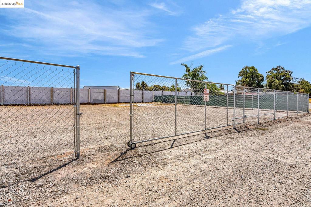 6181 Brentwood Blvd #b,c,d Property Photo 19