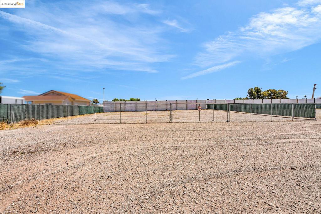 6181 Brentwood Blvd #b,c,d Property Photo 23