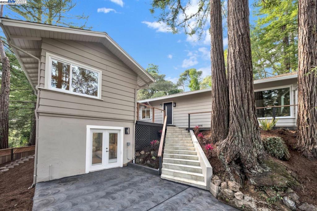 90 Upper Briar Road