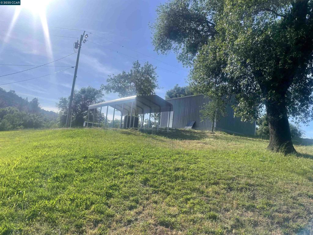 16 Paul Place Property Photo 5