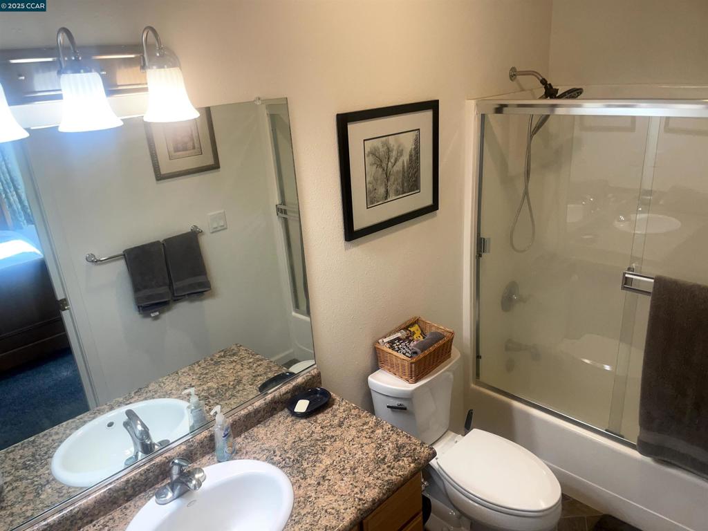 16 Paul Place Property Photo 26