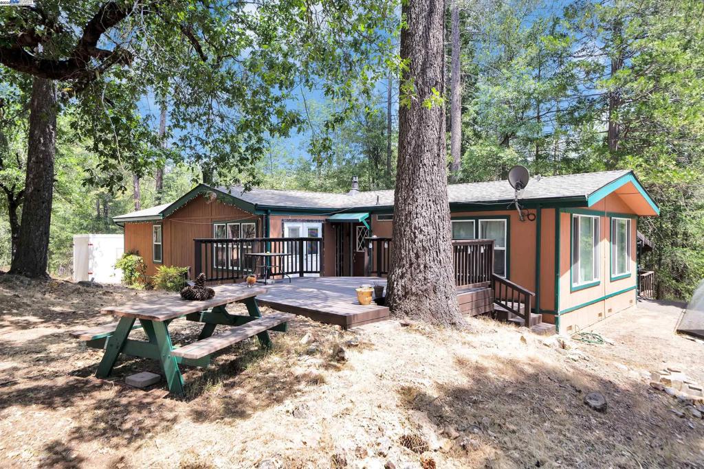 13567 Raccoon Mountain Rd Property Photo 1