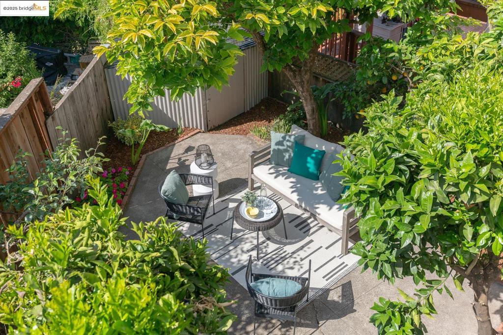 6753 Manor Crest Property Photo 29