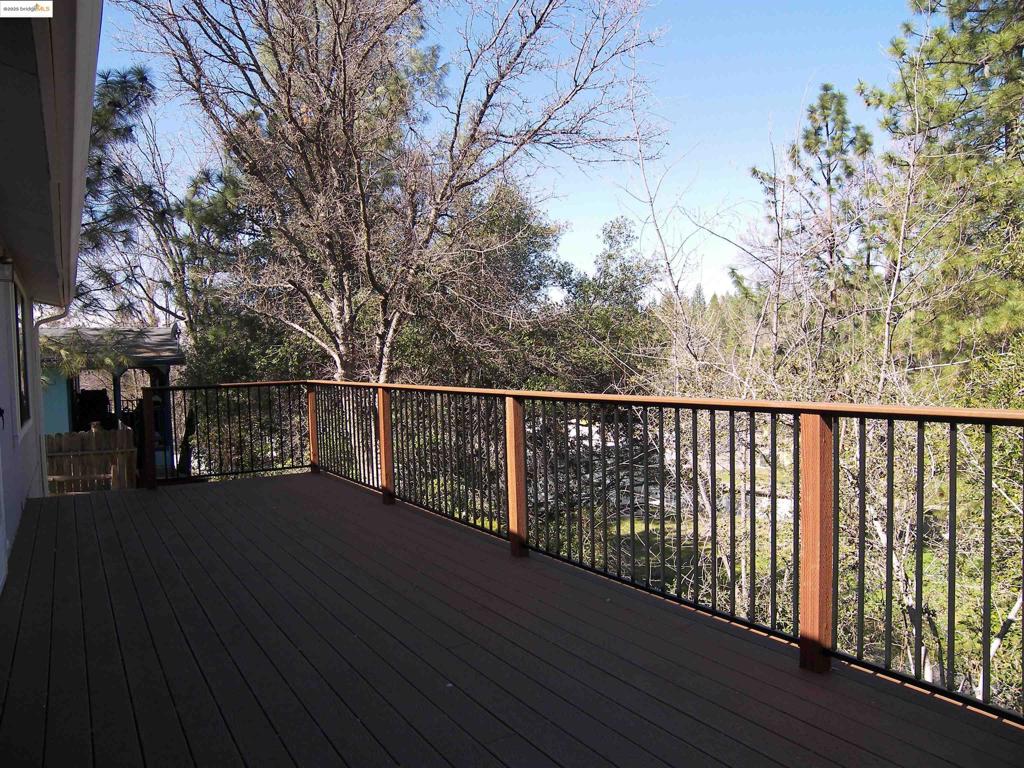 22690 Hidden Hollow Rd. Property Photo 3