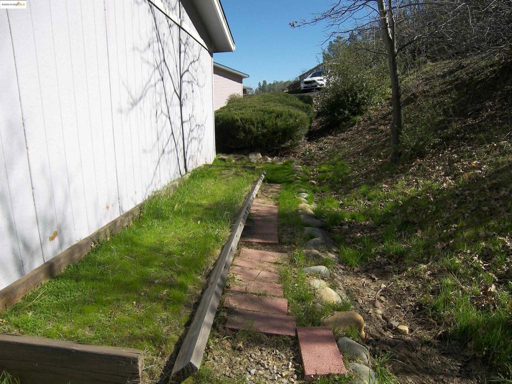 22690 Hidden Hollow Rd. Property Photo 29