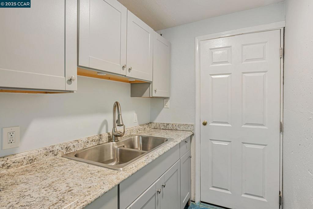 6607 Cutting Blvd Property Photo 44