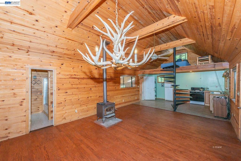 11221 Corral Bottom Rd Property Photo 13