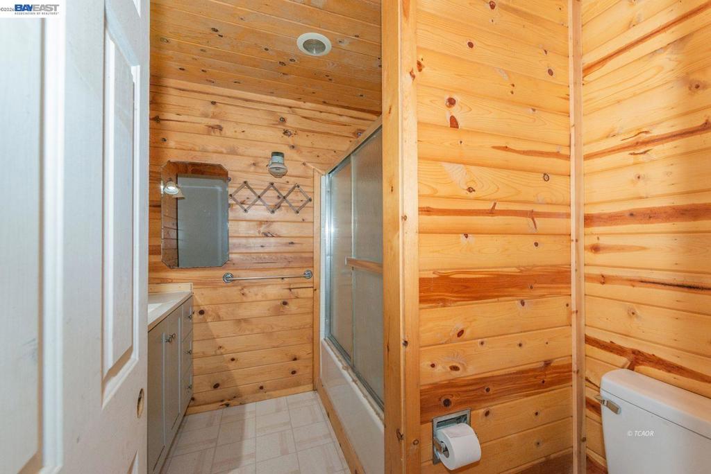 11221 Corral Bottom Rd Property Photo 14