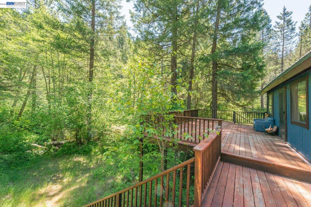 11221 Corral Bottom Rd Property Photo 42