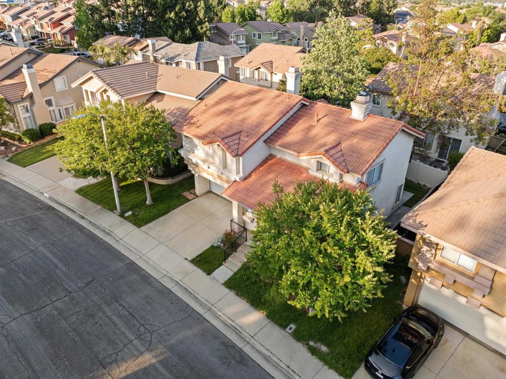7253 Comiso Way Property Photo 3