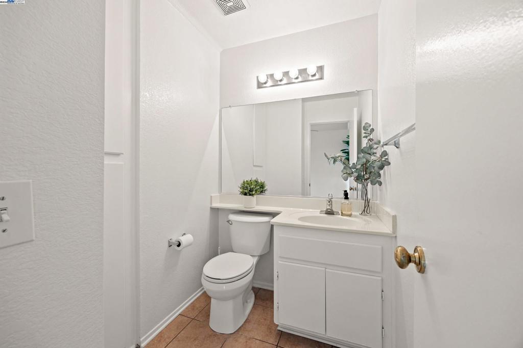 7253 Comiso Way Property Photo 13