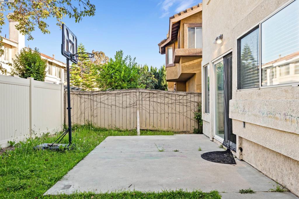 7253 Comiso Way Property Photo 28
