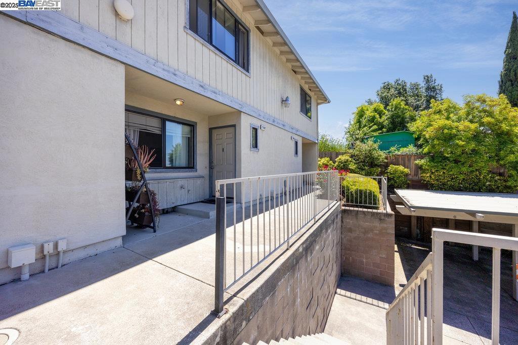 21000 Ocean View Dr Property Photo 6