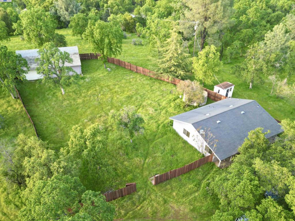 135 Tucker Ave Property Photo 1