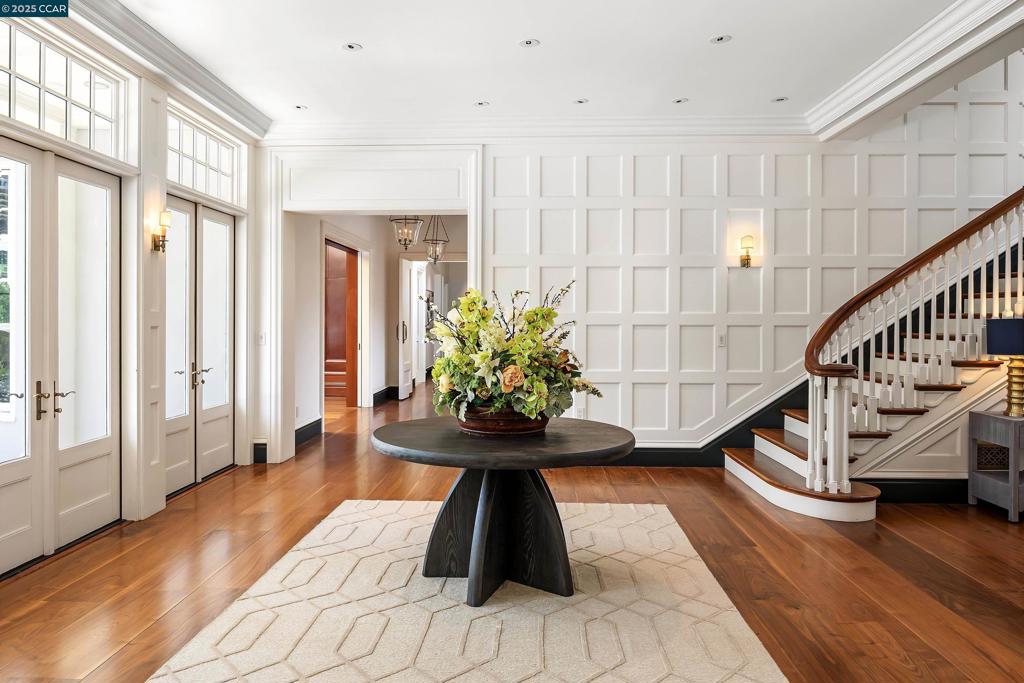 25 Crocker Ave Property Photo 6