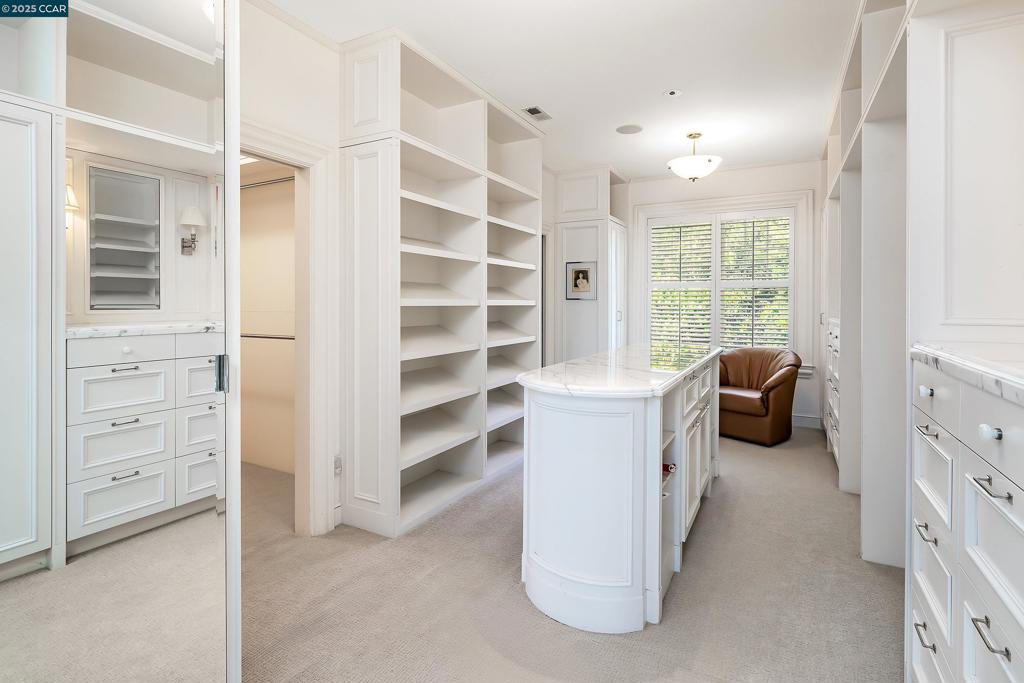 25 Crocker Ave Property Photo 23