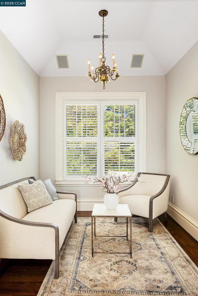 25 Crocker Ave Property Photo 25