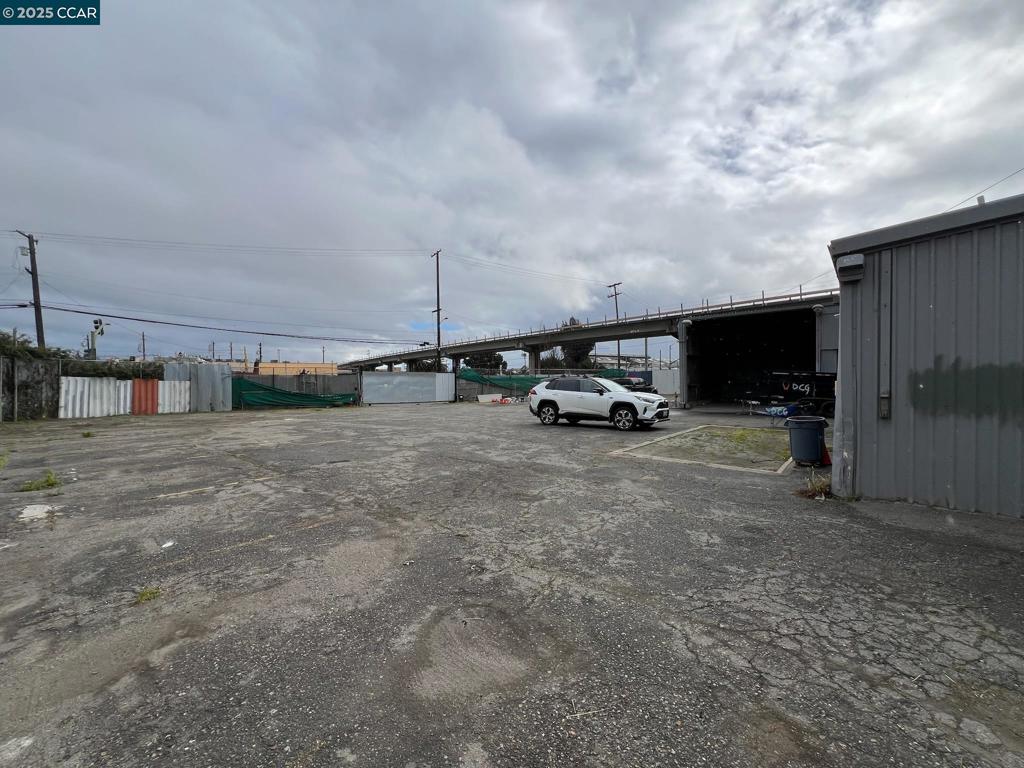 1019 High St Property Photo 1