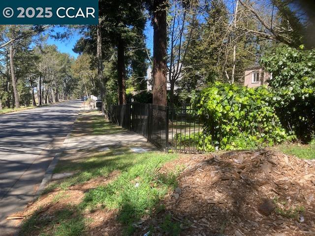 0 Skyline Blvd. Property Photo 21