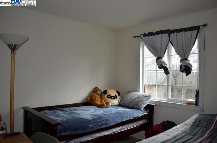 487 Hearn Ave Property Photo 14