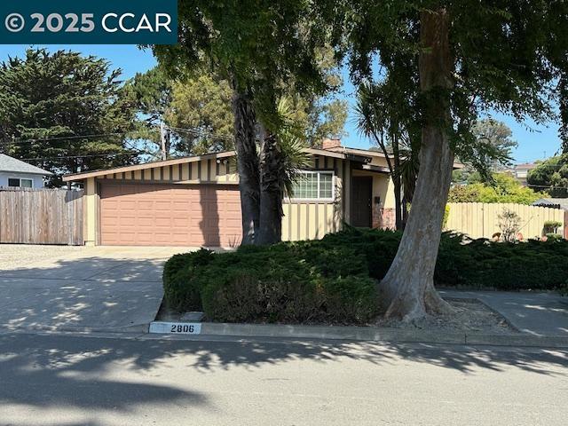 2806 Wiswall Property Photo 1