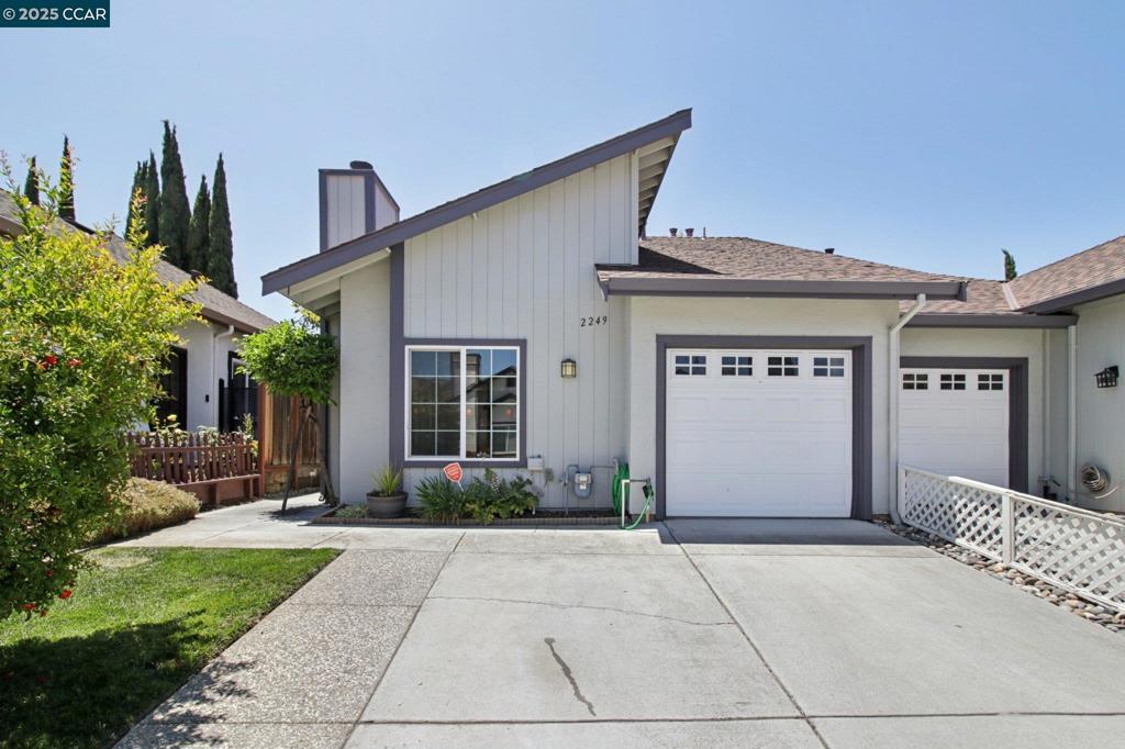 2249 Freya Dr Property Photo 1