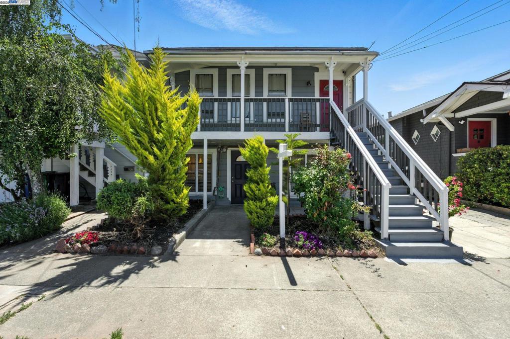 840 Oak St Property Photo 1