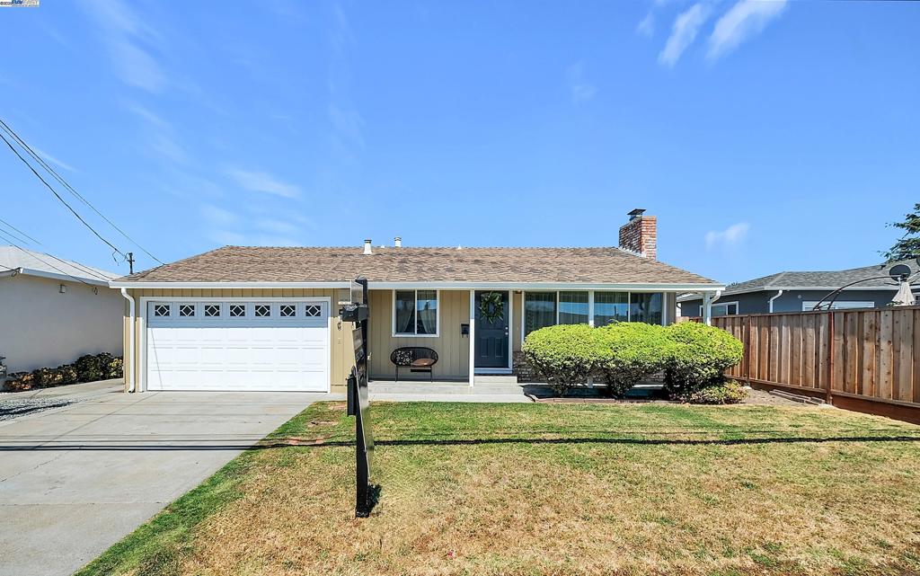 16048 Channel St Property Photo 1