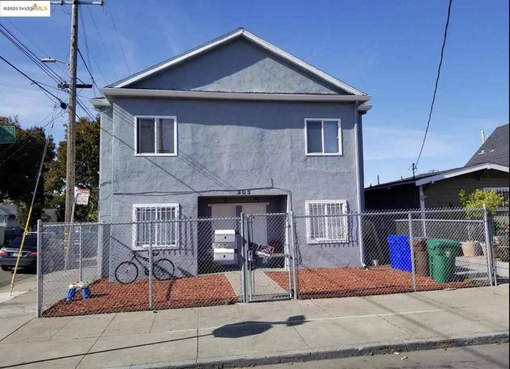 203 Bissell Ave Property Photo 1