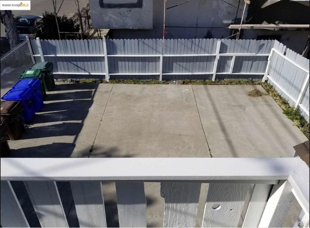 203 Bissell Ave Property Photo 5