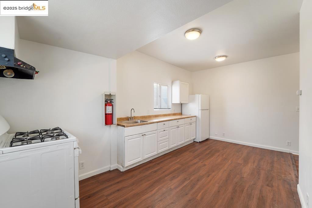 203 Bissell Ave Property Photo 7