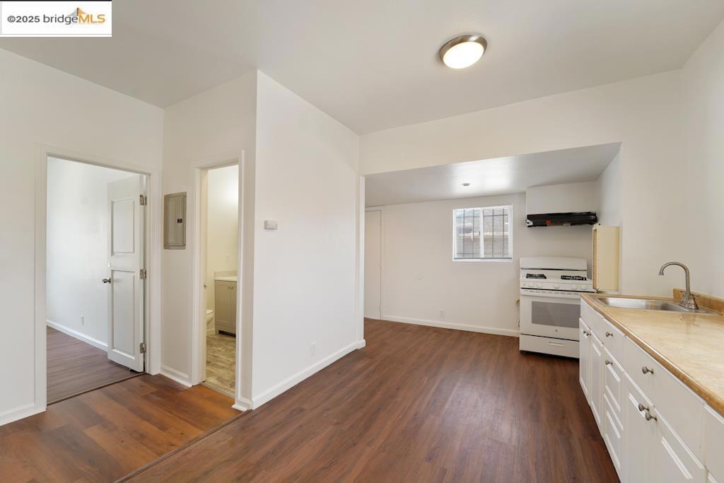 203 Bissell Ave Property Photo 9