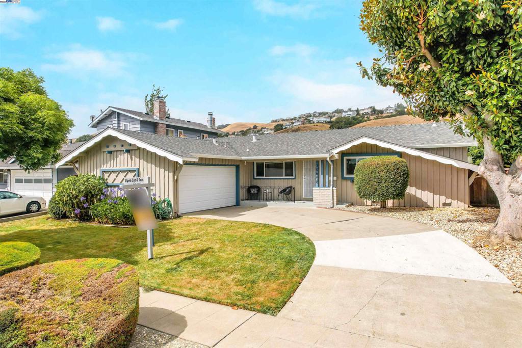 30658 Vanderbilt St Property Photo 1