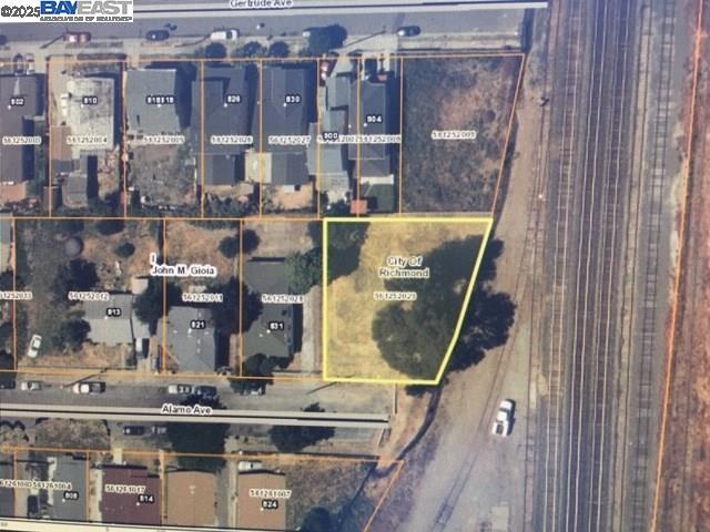 Alamo Ave Property Photo 1