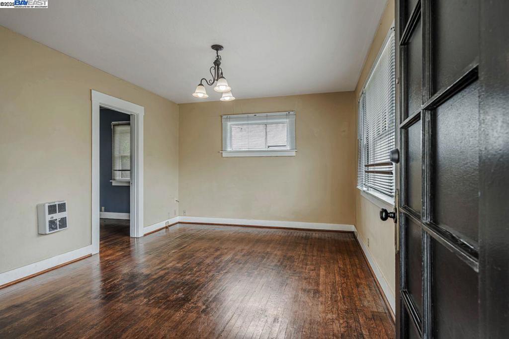 1560 Lincoln Ave #b Property Photo 1