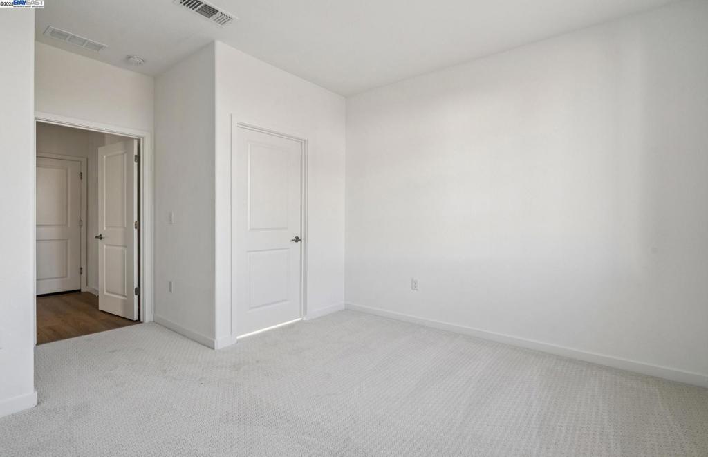 349 E Gobind Blvd Property Photo 2