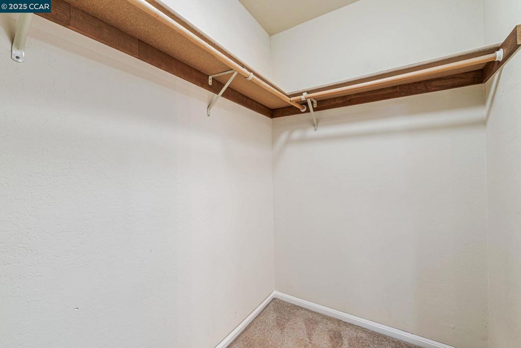 61 Alberta Ter Property Photo 29