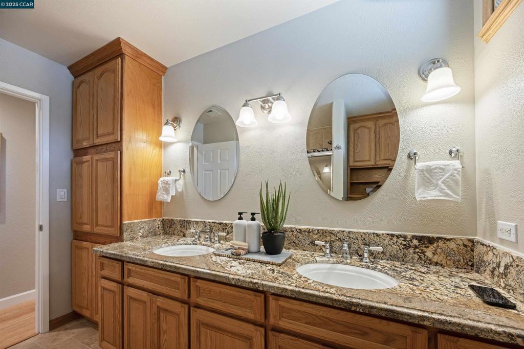14 Dublin Ct Property Photo 27