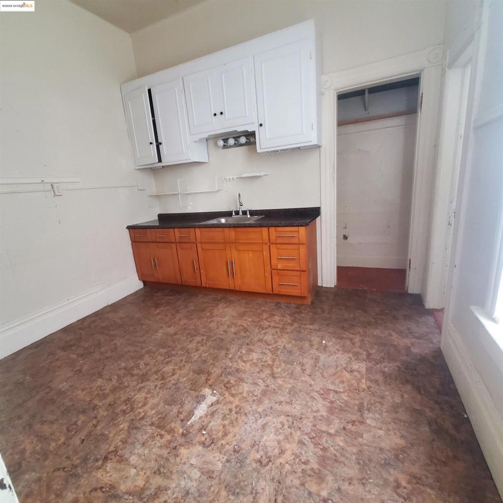 1737 13th Ave Property Photo 12