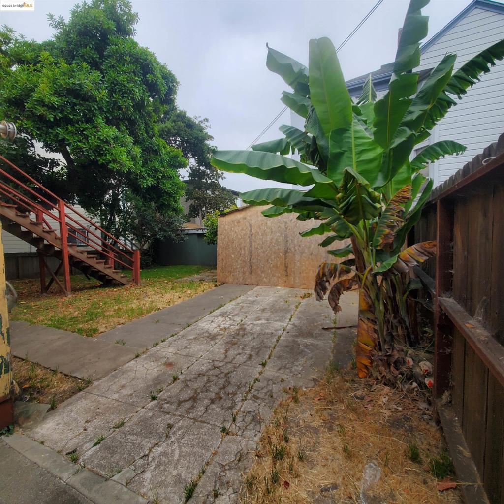 1737 13th Ave Property Photo 15