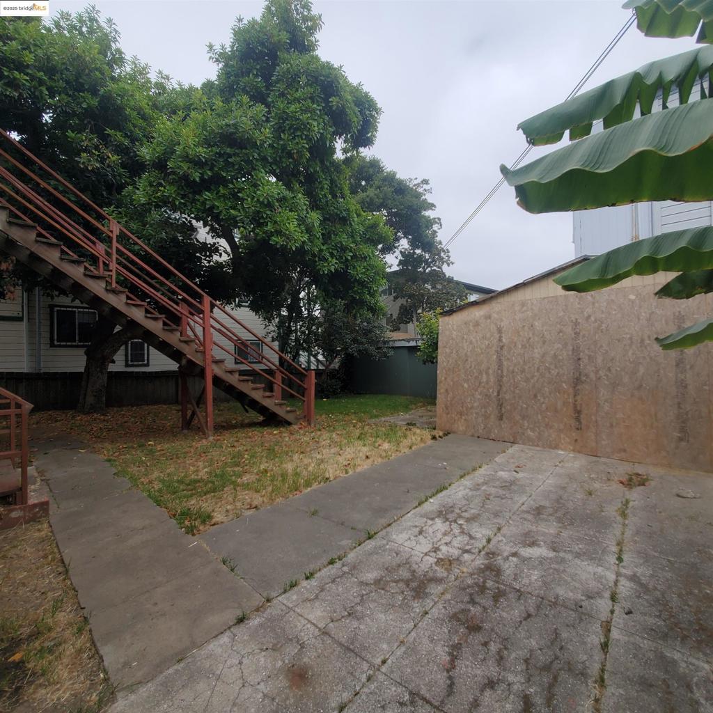 1737 13th Ave Property Photo 16