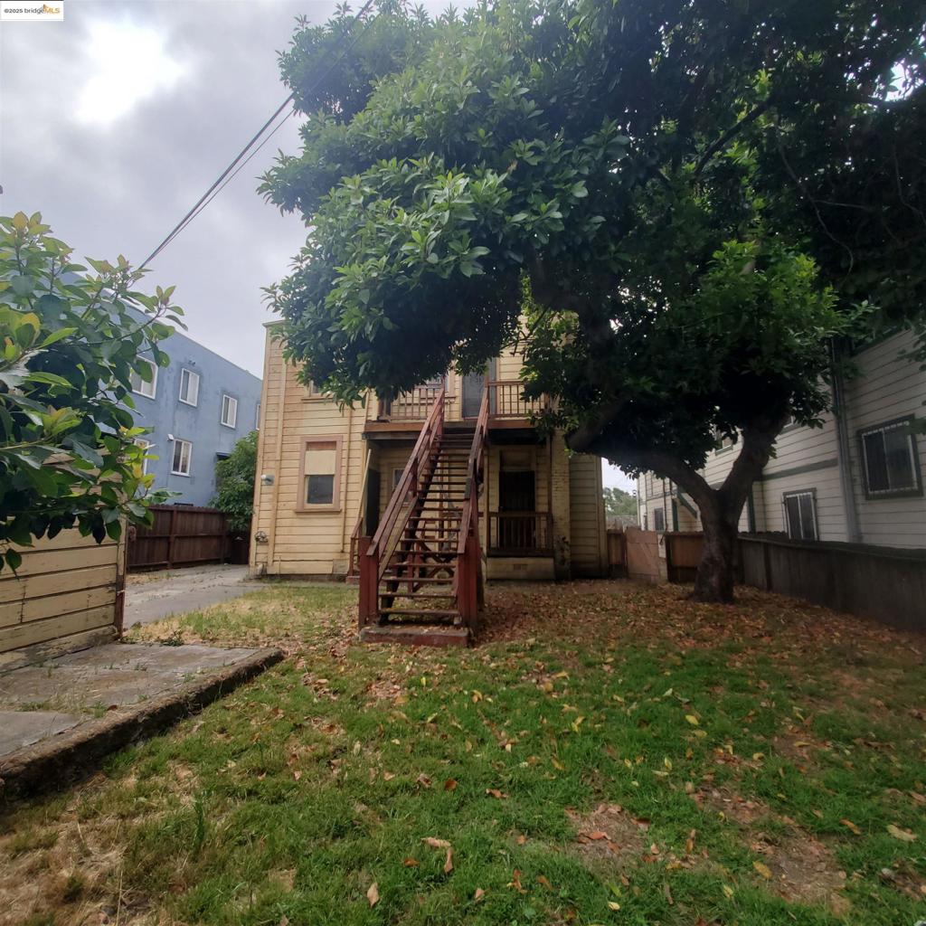 1737 13th Ave Property Photo 19
