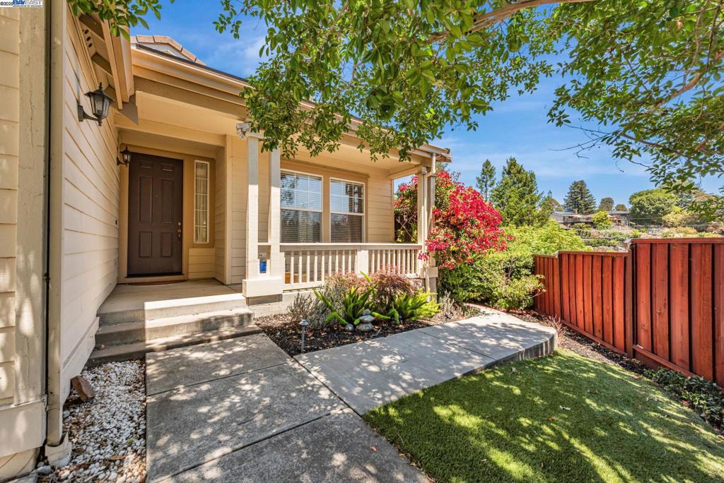 2578 Ridge Crest Ct.