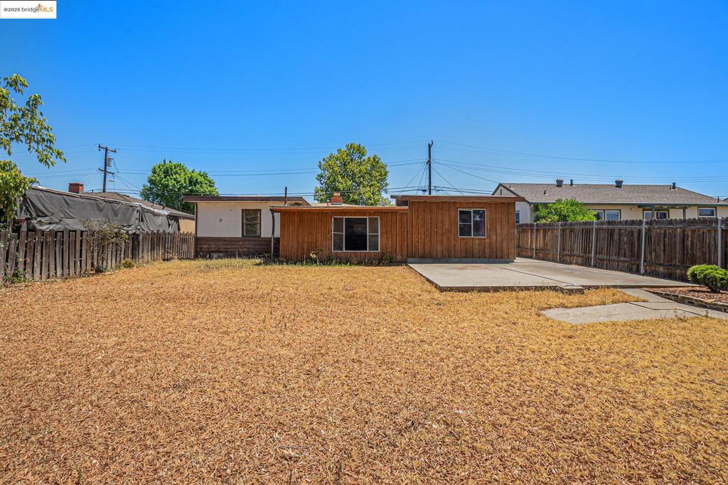 123 Campbell Ave Property Photo 18